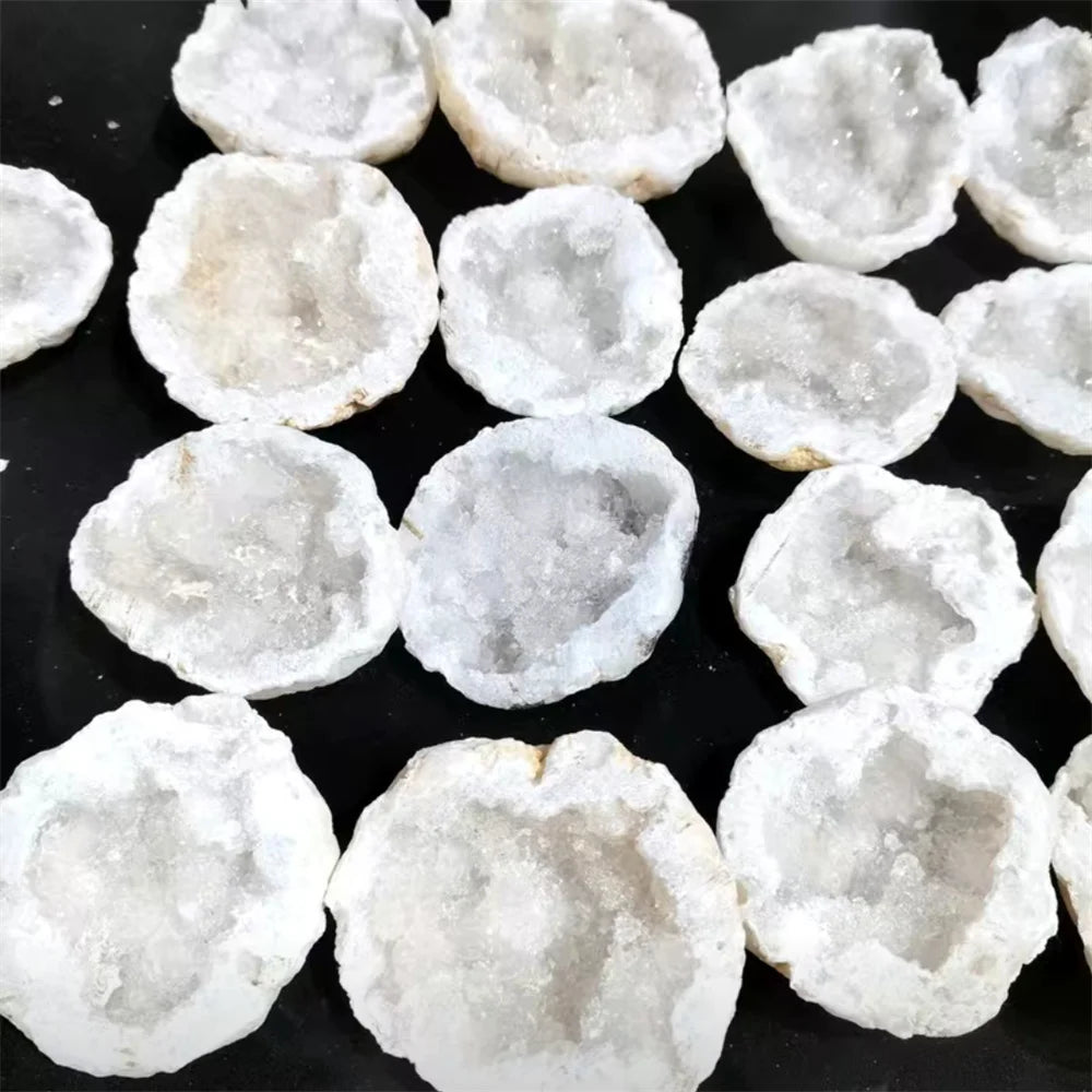 Natural and Beautiful Agate Geode Bedroom Office Decoration Decoration Aromatherapy Stone Diffuser Stone Crystal Decoration