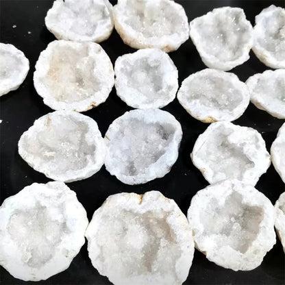 Natural and Beautiful Agate Geode Bedroom Office Decoration Decoration Aromatherapy Stone Diffuser Stone Crystal Decoration