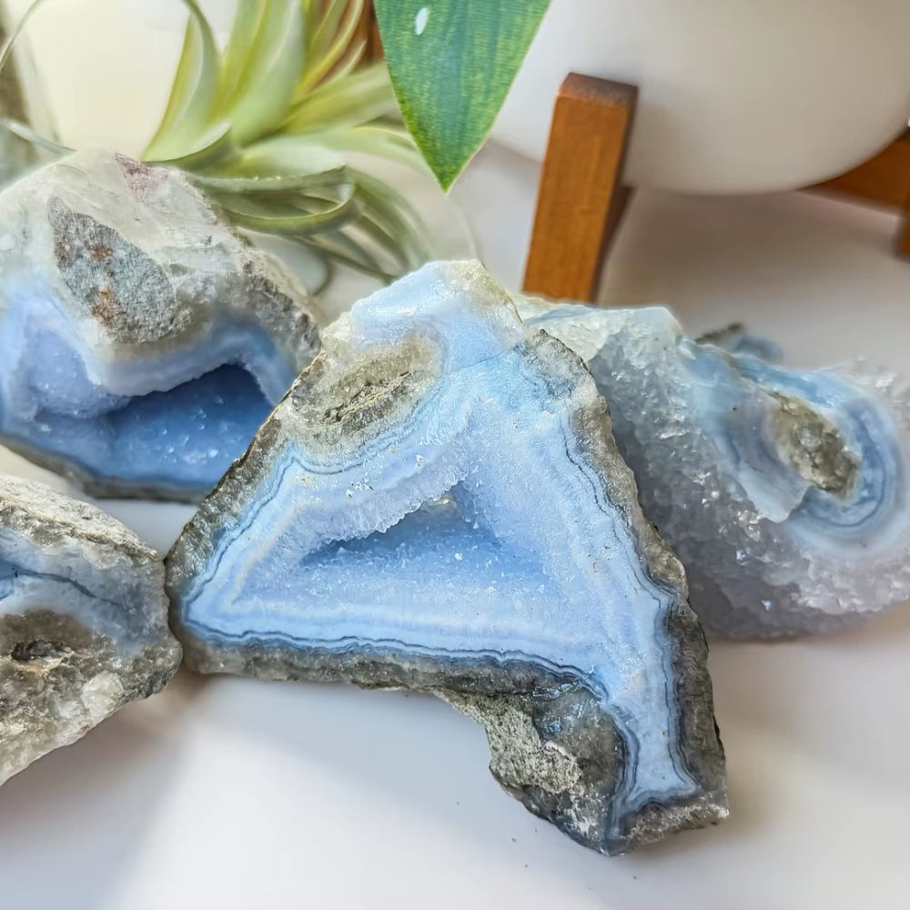 High Quality Natural Crystal Blue Lace Agate Raw Stone Mineral Druzy Geode Specimen Reiki Gemstone Home Decoration
